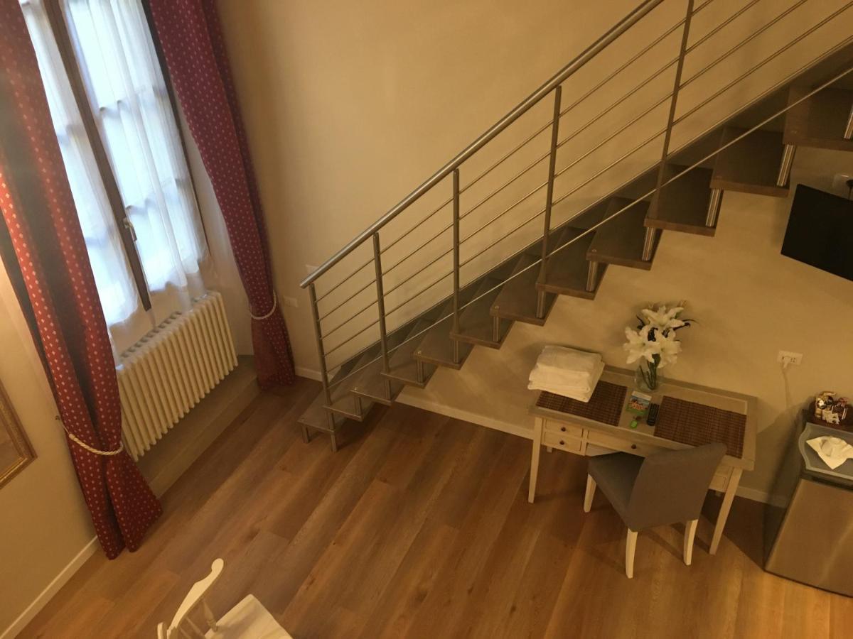 Soggiorno Alessandra Firenze Bagian luar foto
