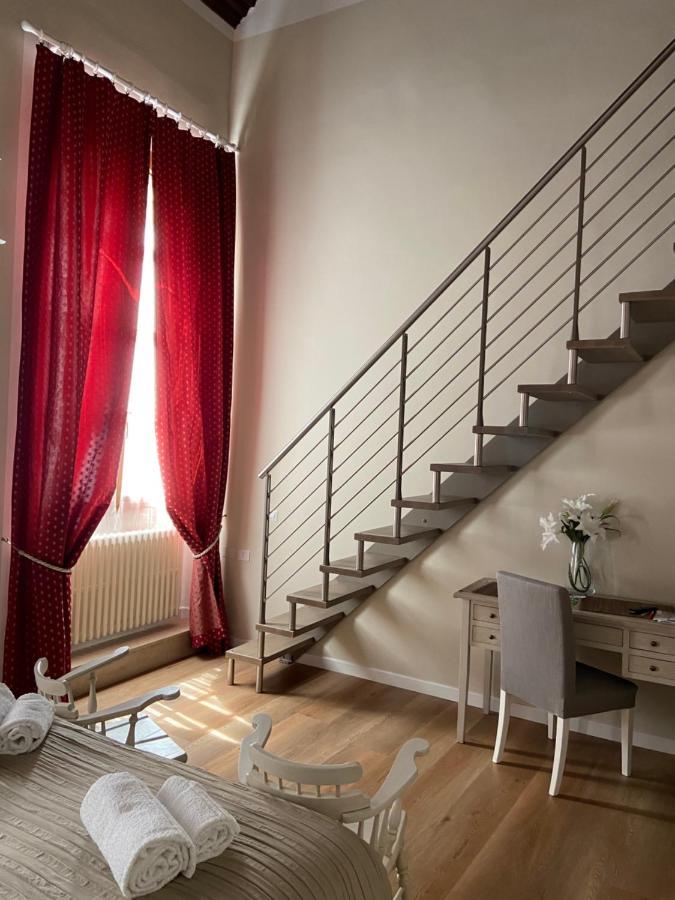 Soggiorno Alessandra Firenze Bagian luar foto